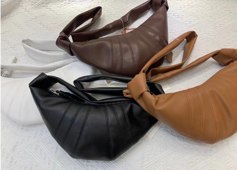Crescent / Horn-Shaped Bag